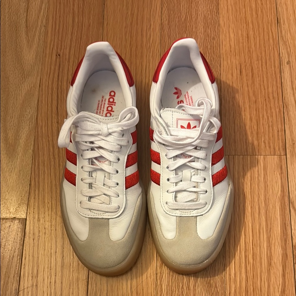 Adidas Red Sambae’s